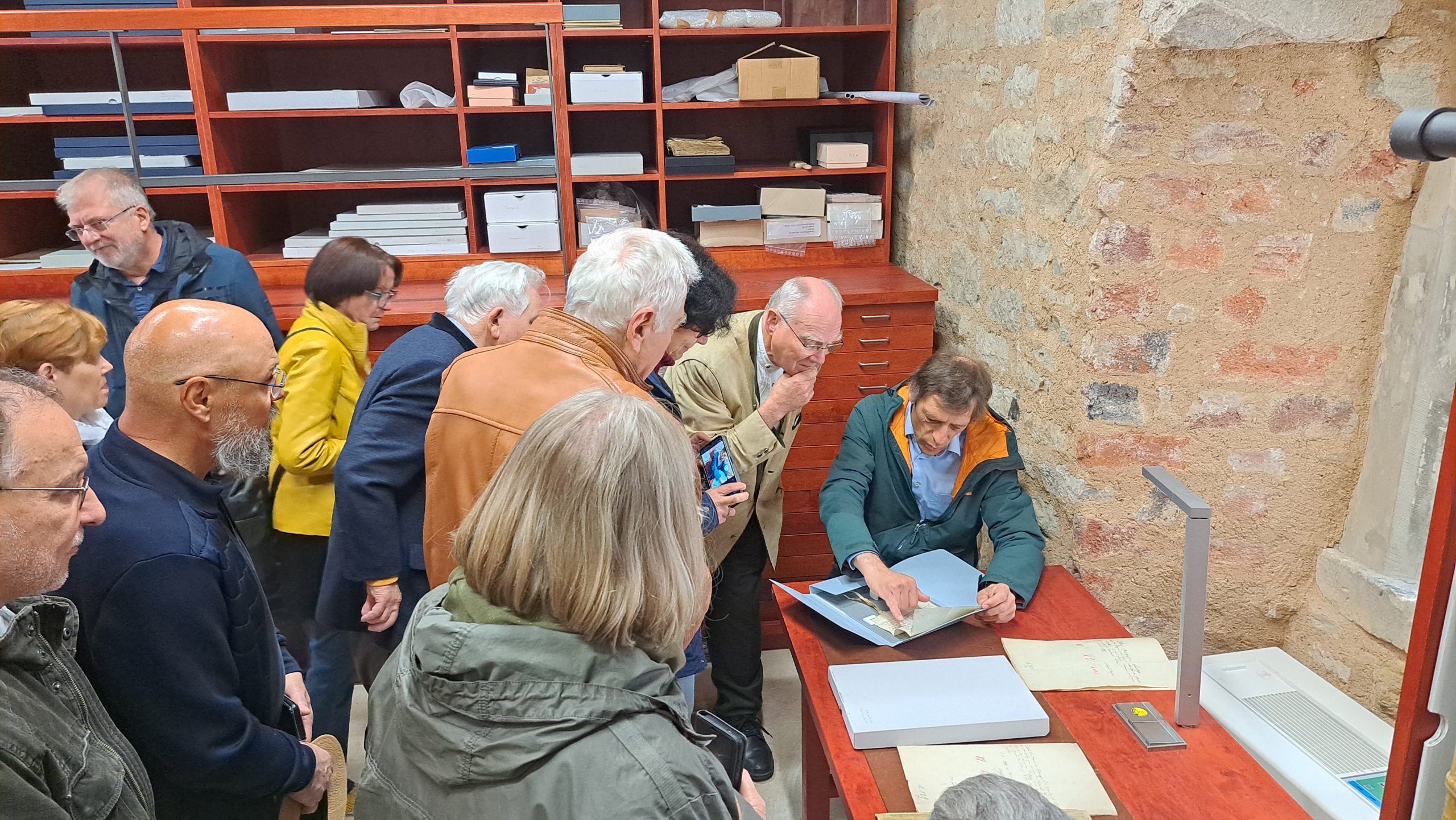 Jahresausflug des Fördervereins für Stadtgeschichte e.V. - Das Domstiftsarchiv Merseburg und die Urkunde der Ersterwähnung von Neustadt an der Orla aus dem Jahr 1291